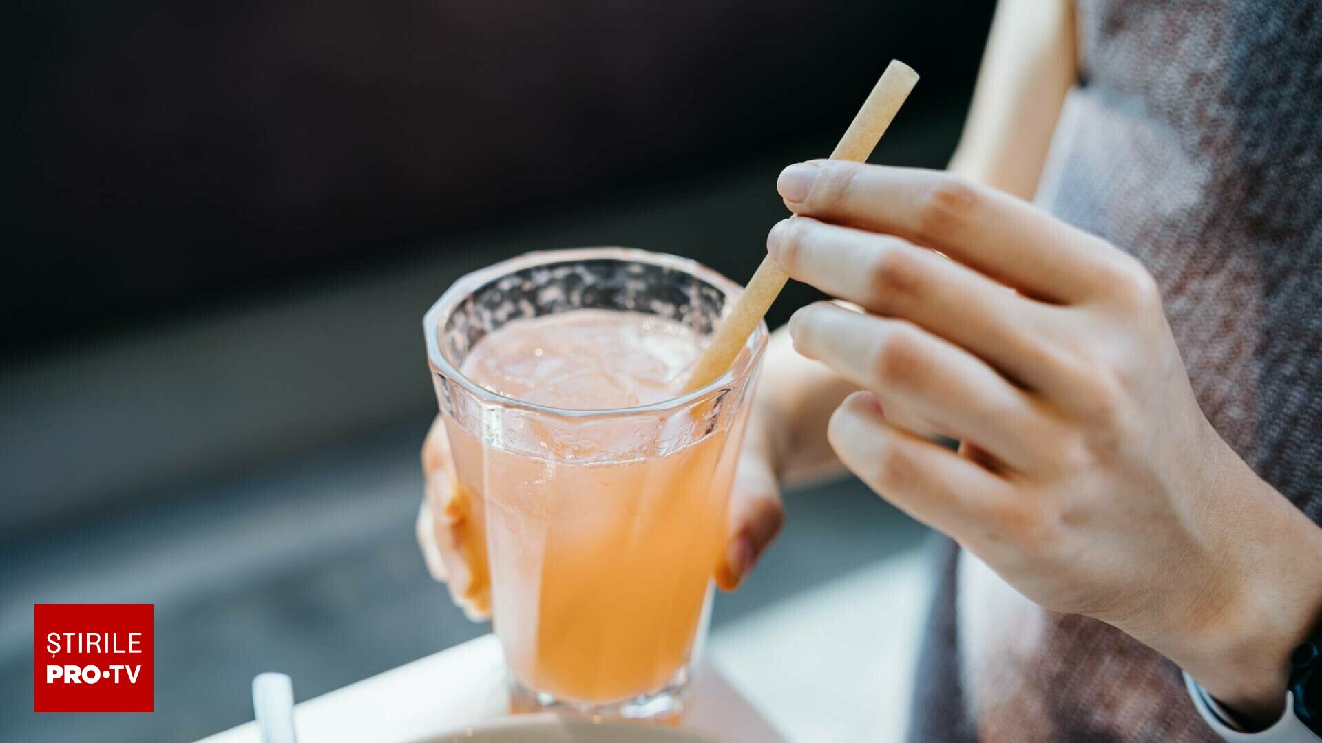 Búzaszárból készült szívószálak: egy romániai cég környezetbarát alternatívája