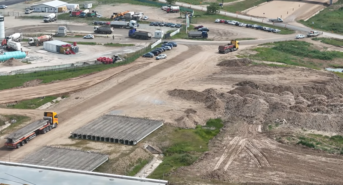 Újabb mérföldkő az A3-as autópálya építésében – 20 év után végre elindulnak a munkálatok a Bisztraterebes – Bihar szakaszon