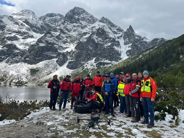 Maros megyei hegyimentők is részt vettek az első európai drónos mentési konferencián