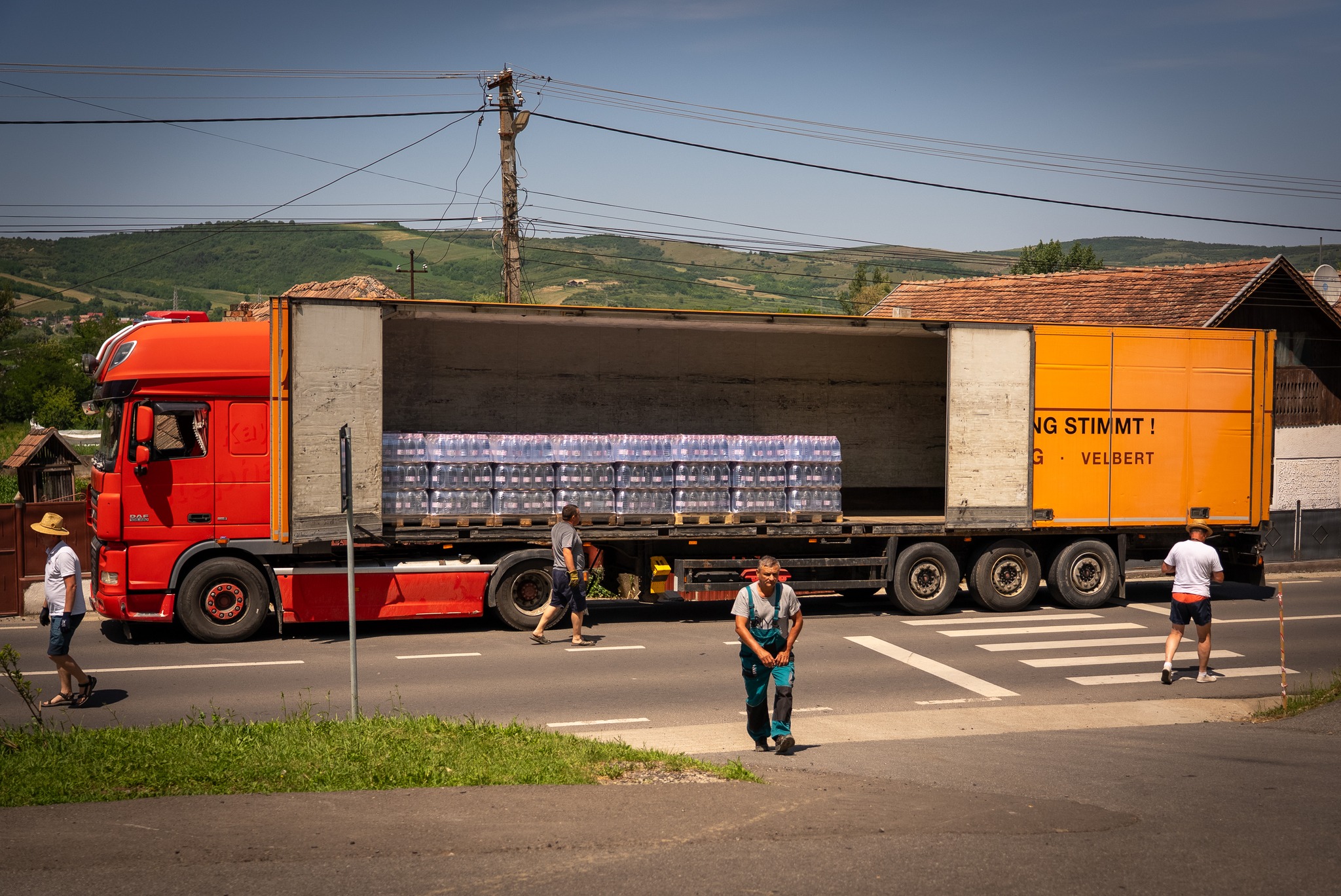 Ivóvízzel segít a Székely Gazdaszervezetek Egyesülete a Kis-Küküllő menti településeken