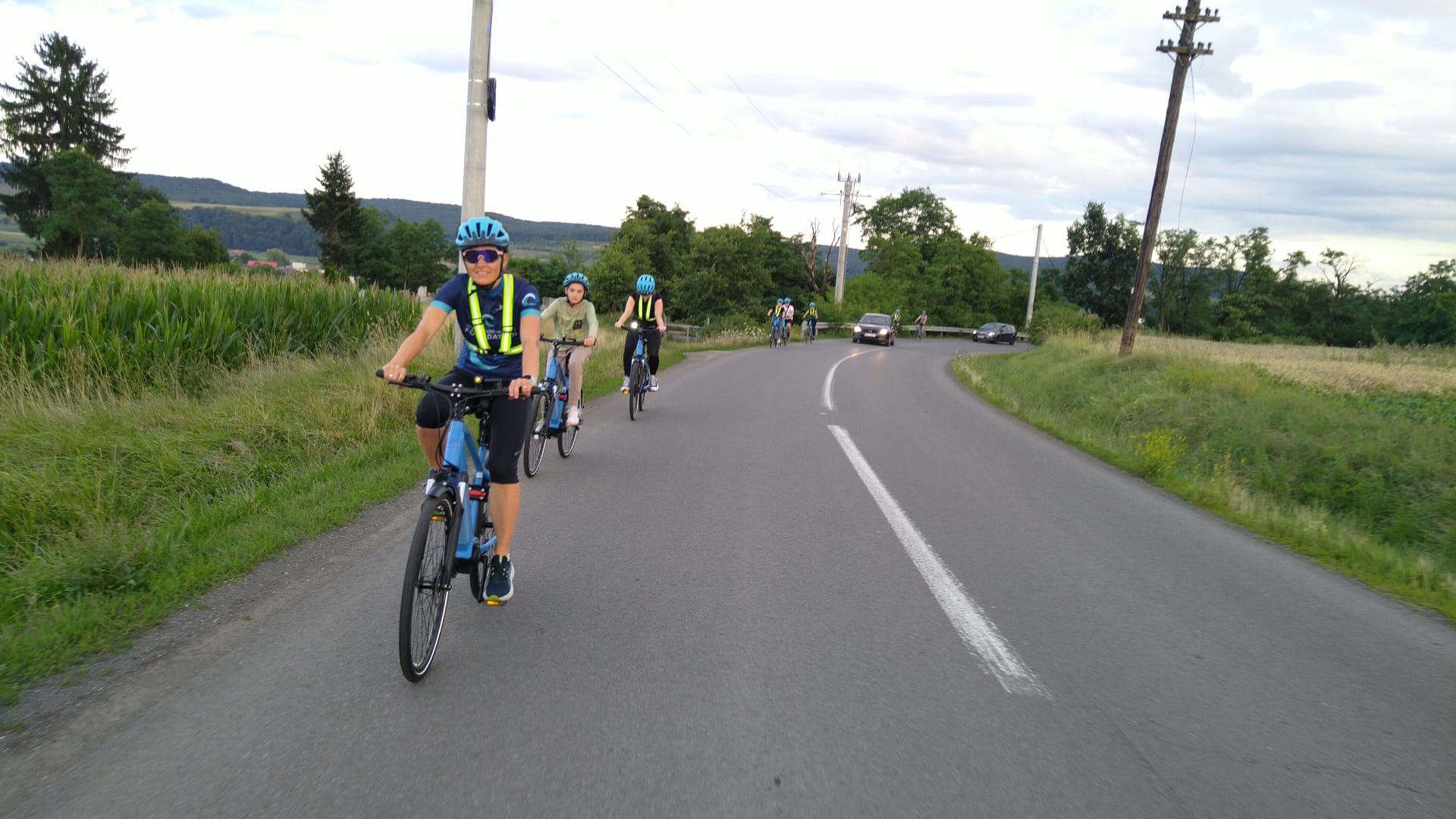 𝐁𝐢𝐜𝐢𝐤𝐥𝐢𝐭ú𝐫𝐚 𝐓𝐨𝐫𝐛𝐨𝐬𝐳𝐥ó𝐫𝐚 é𝐬 𝐠𝐲𝐚𝐥𝐨𝐠𝐭ú𝐫𝐚 𝐚 𝐊𝐢𝐬-𝐍𝐲á𝐫á𝐝𝐡𝐨𝐳