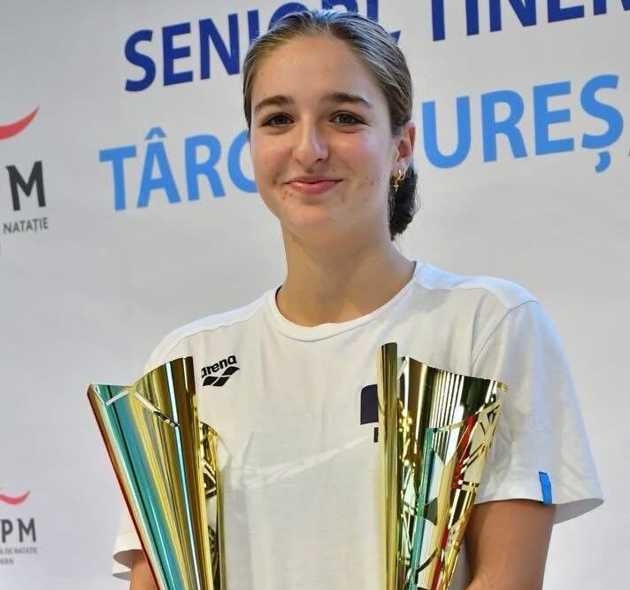Veress Rebecca, a marosvásárhelyi csoda: 9 aranyérem és a legjobb sportoló címe a Román Kupa úszóversenyén