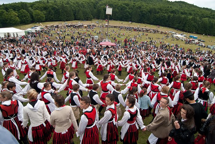 Szombaton újra megszervezik az Ezer Székely Leány Napját a csíksomlyói hegynyeregben