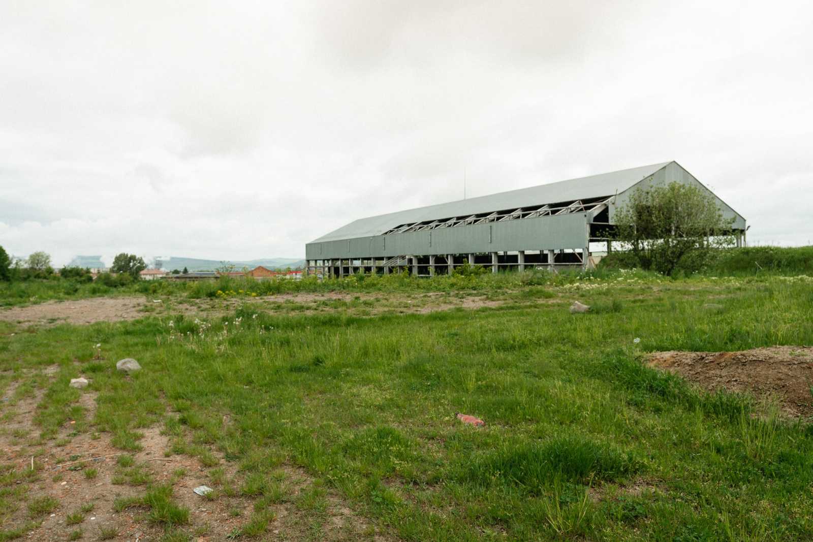 Négy év után csak most indulhat el a városi természetpark projekt az egykori téglagyár helyszínén Marosvásárhelyen