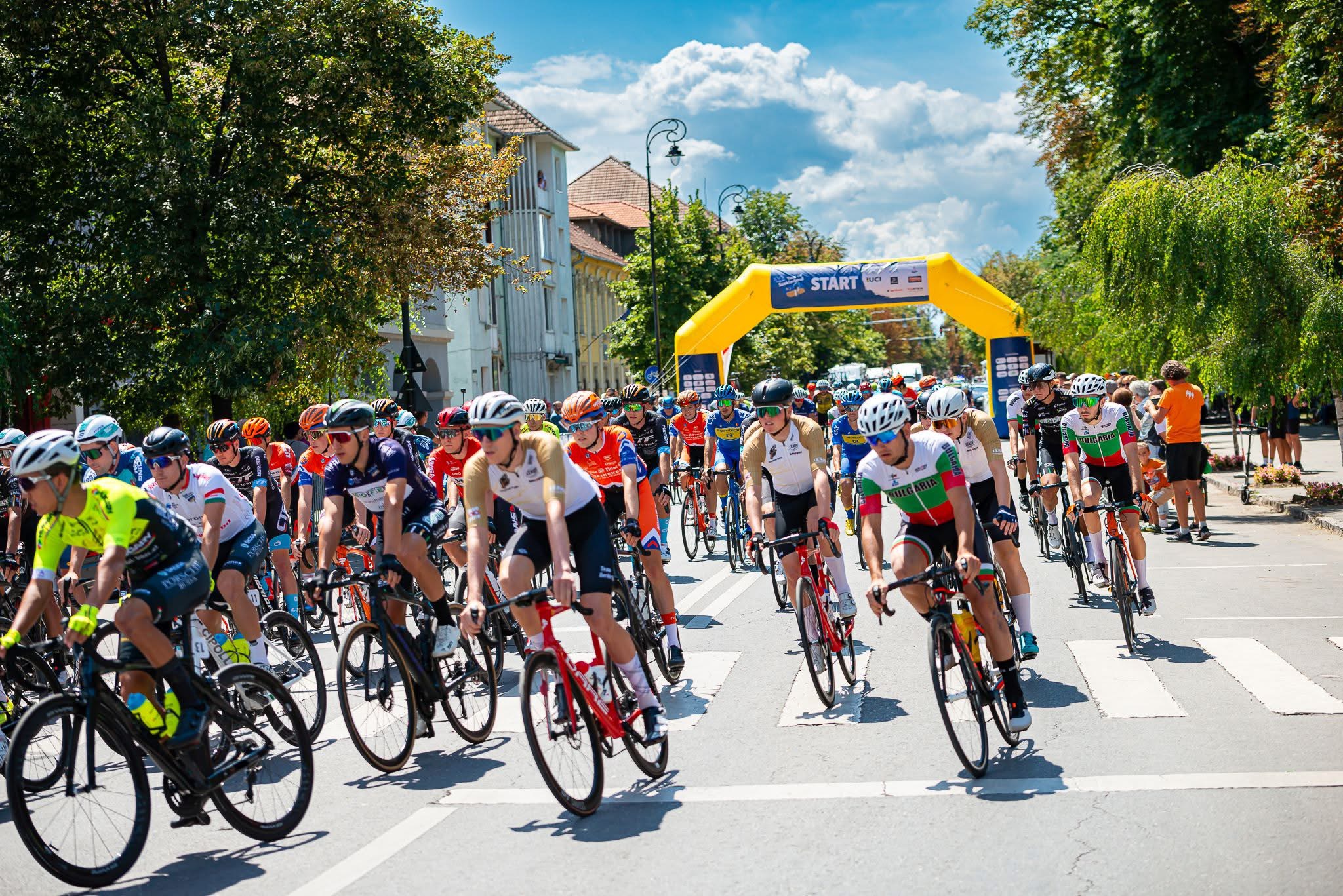 Forgalmi korlátozások a Székelyföldi Kerékpáros Körverseny miatt Marosvásárhelyen is