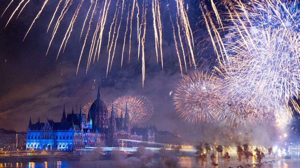 Minden eddiginél látványosabb tűzijáték várható a főváros felett augusztus 20-án
