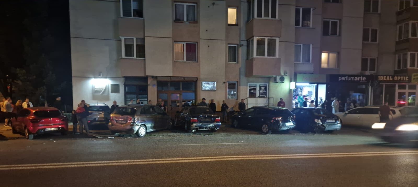Egy részeg sofőr több járművet rongált meg tegnap este Marosvásárhelyen