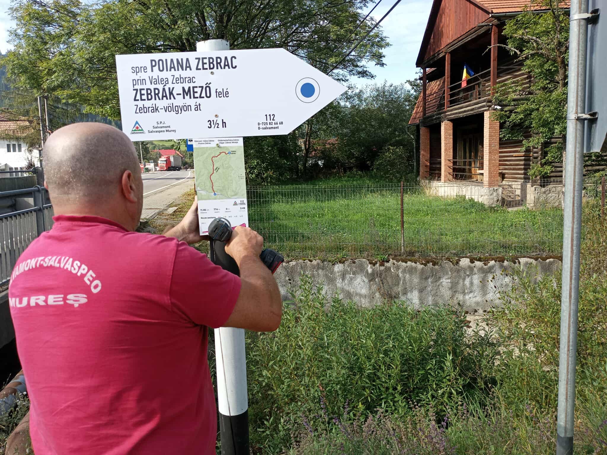Újdonság a Maros megyei túrázóknak: részletesebb tájékoztatás a turistaútvonalaknál