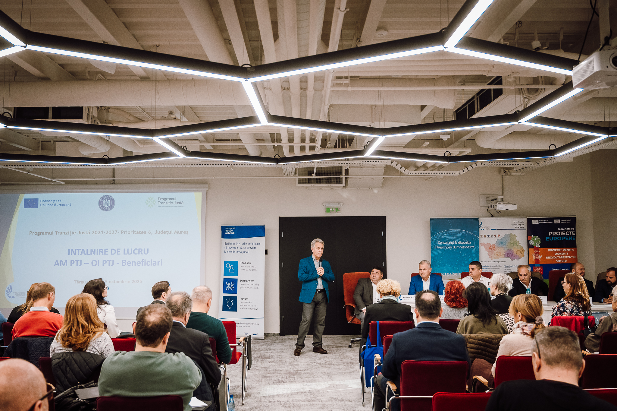 Uniós forrásból fejlődhet 36 Maros megyei cég – egyeztetés a kivitelezésről