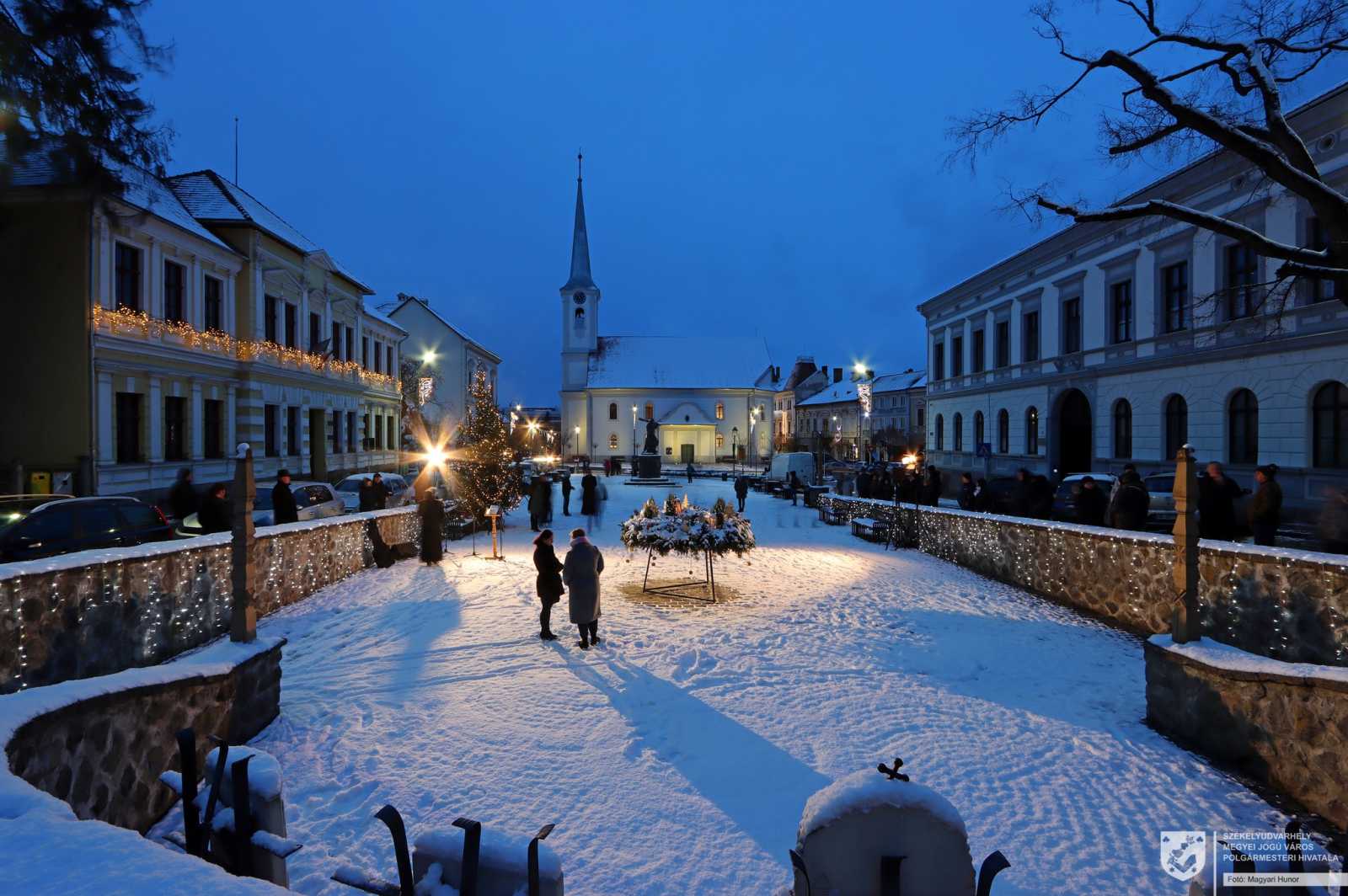 Székelyudvarhelyen 82 standdal nyílik az adventi vásár
