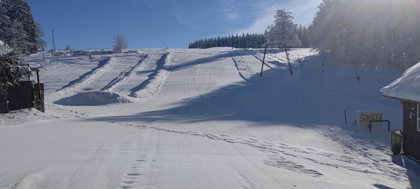 Mesebeli téli élmény a szovátai sípályán