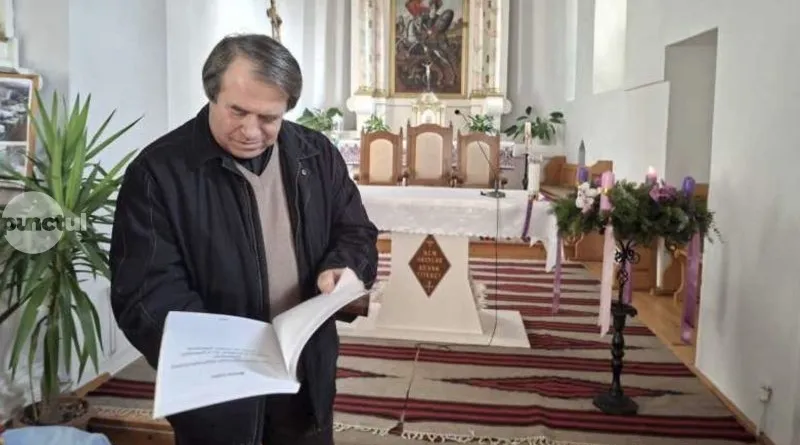 Már 100 könyvet írt Baricz Lajos marosszentgyörgyi plébános, közülük 71 verseskötet