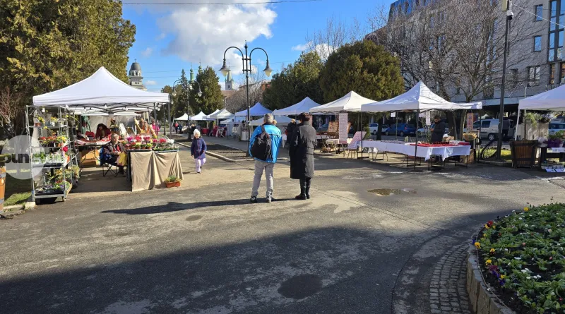 Ellepték Marosvásárhely főterét a márciuskák
