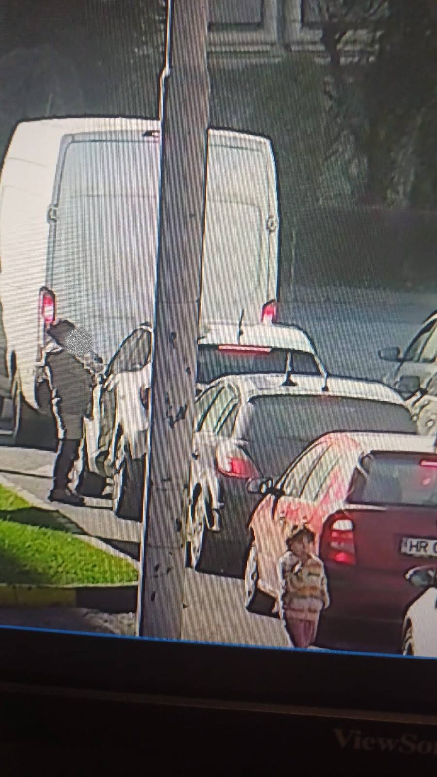 Fekete pont a generációról generációra öröklődő, autók között zajló koldulás miatt Marosvásárhelyen