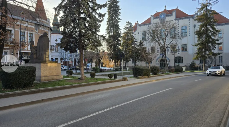Új külsőt kaphat a Bolyai tér, kivitelezőt keres a város