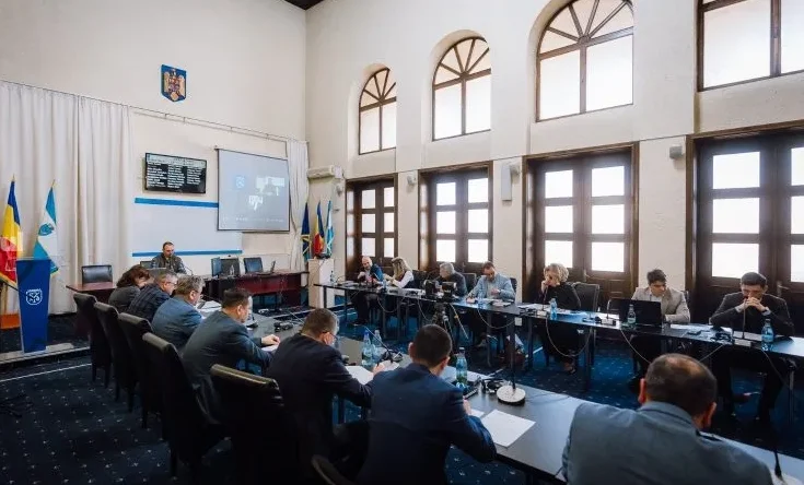 Parkolóházak és felújítások miatt kér újabb 5 évet a Locativ SA Marosvásárhelyen