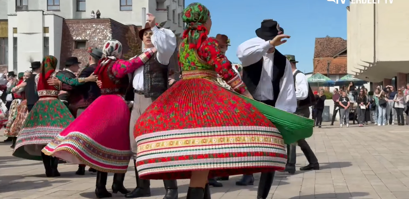 Szovátán kezdődik a XX. Erdélyi Hivatásos Táncegyüttesek Találkozója