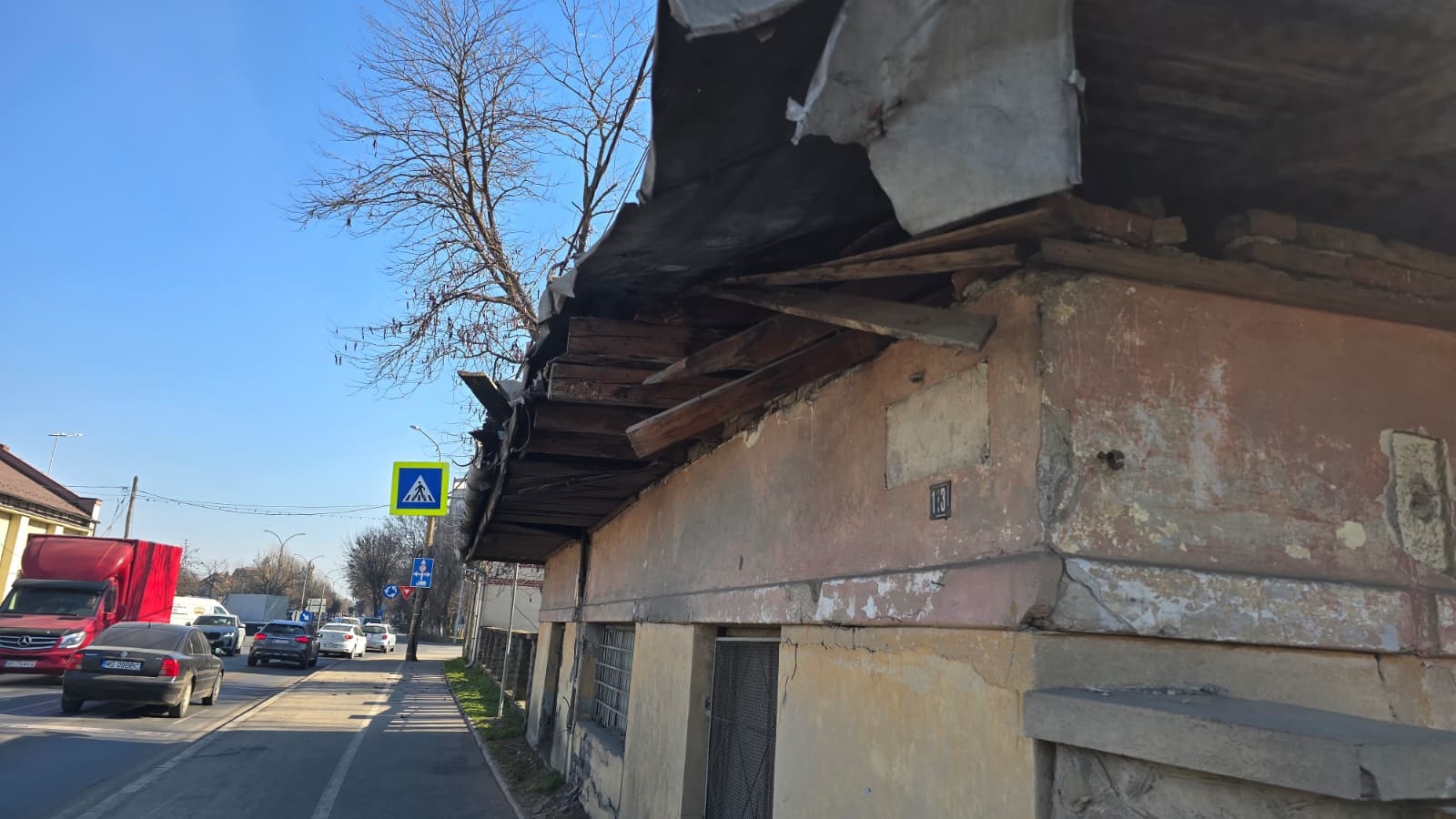 Fekete pont azoknak a tulajdonosoknak, akiknek az ingatlanai veszélyeztetik a járókelőket