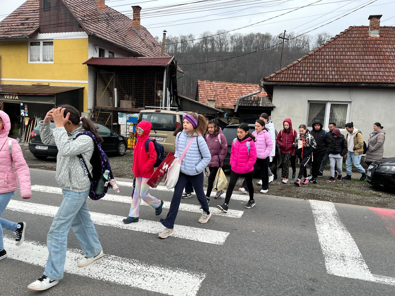 Lezárult a Lábbusz program Szovátán, számos gyerek vett részt