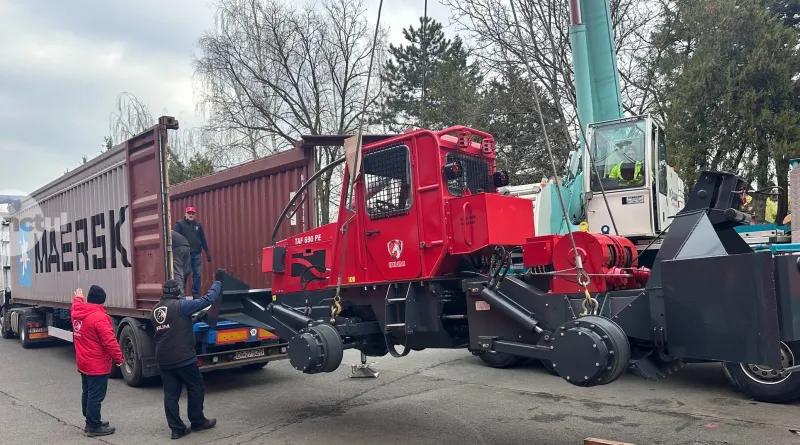 Szászrégeni erdészeti gép jutott el Dél-Afrikába – az IRUM újabb sikertörténete