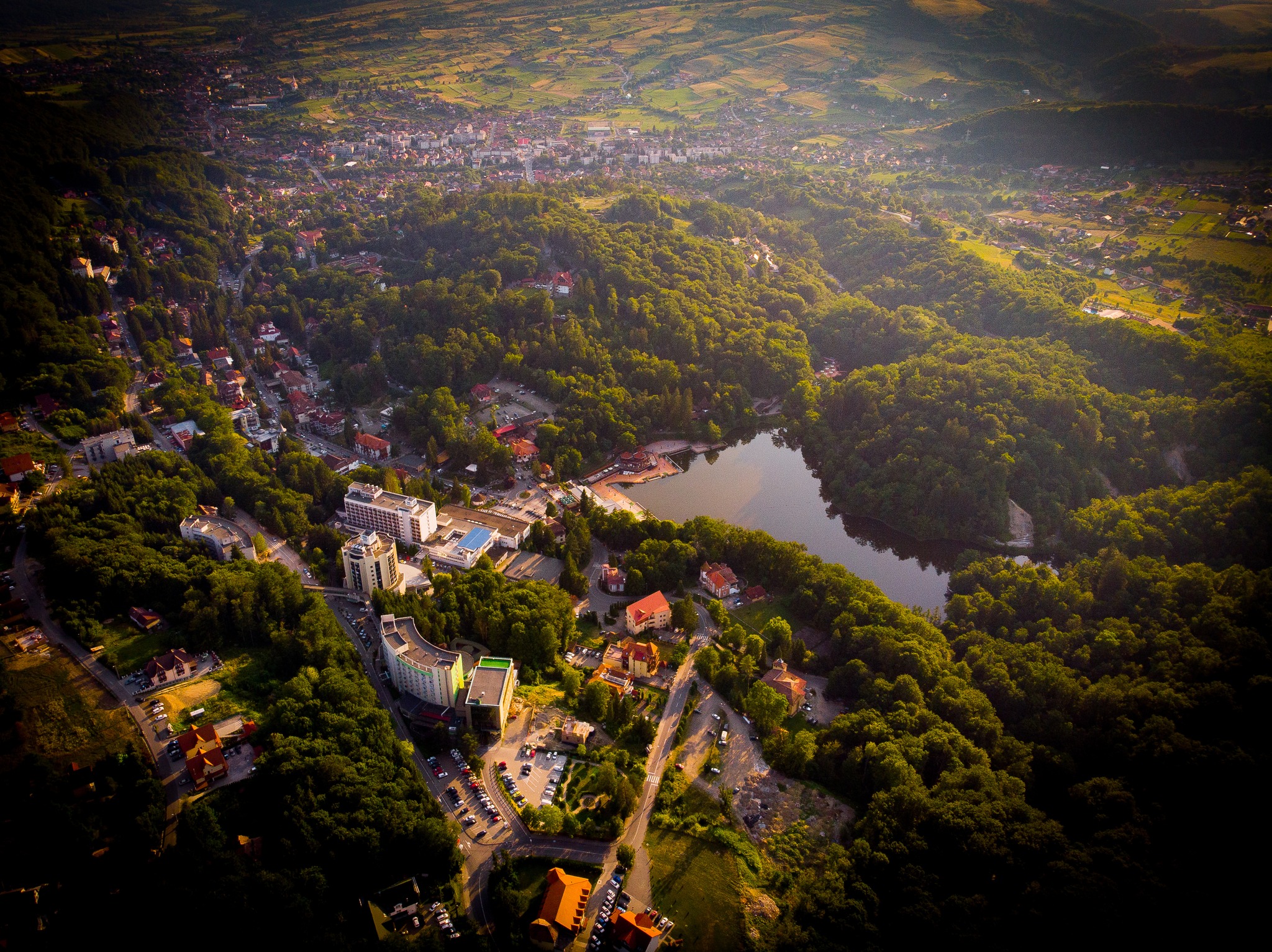 Öt maros megyei helyszín jutott döntőbe az Év Úti Célja 2026 versenyen – Nézd meg melyek azok