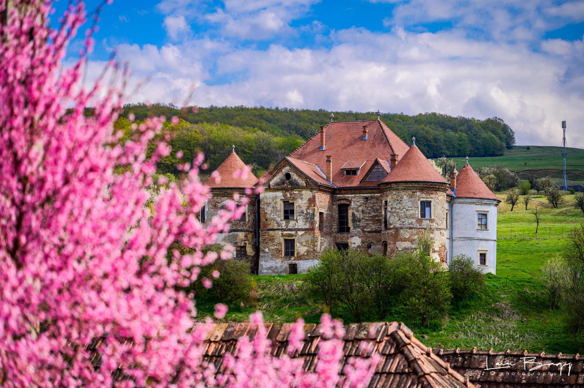 Történelmi örökség Magyarózdon: a Pekry–Radák kastély az erdélyi reneszánsz egyik értékes emléke