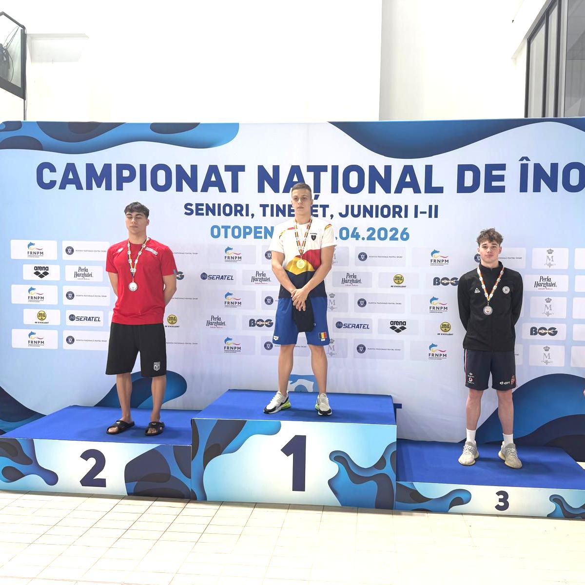 Bronzérmekkel és több döntős helyezéssel tért haza a Marosvásárhelyi VSK az országos úszóbajnokságról