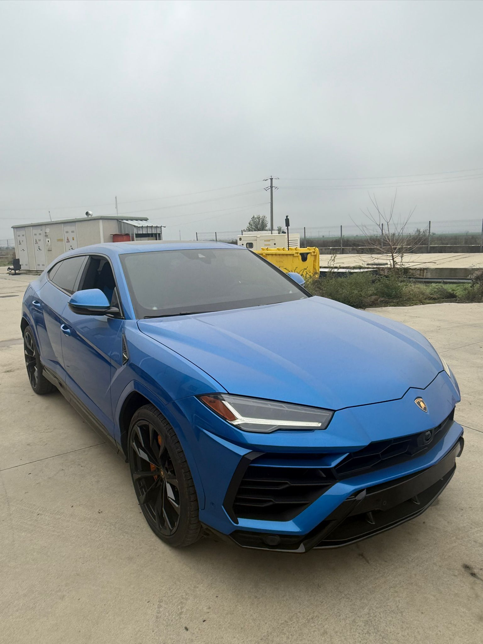 Lamborghini, Ferrari és Range Rover is az ANAF luxusautó-árverésén