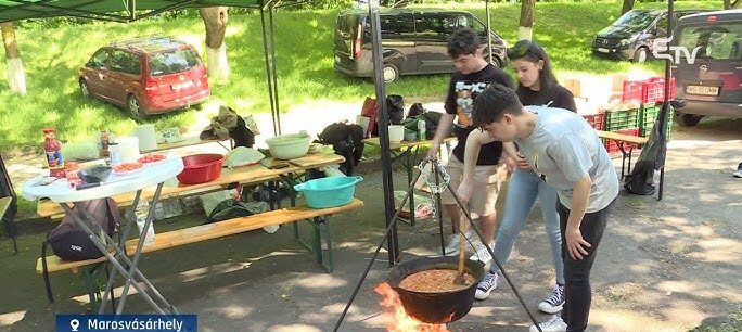 Családi Majális és gulyásfőző verseny Marosvásárhelyen a Víkendtelepen