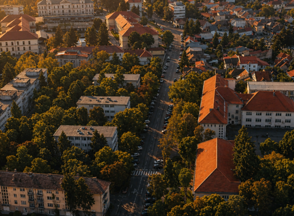 Átalakul egy utca Marosvásárhelyen: bicikliút és egyirányú forgalom jöhet