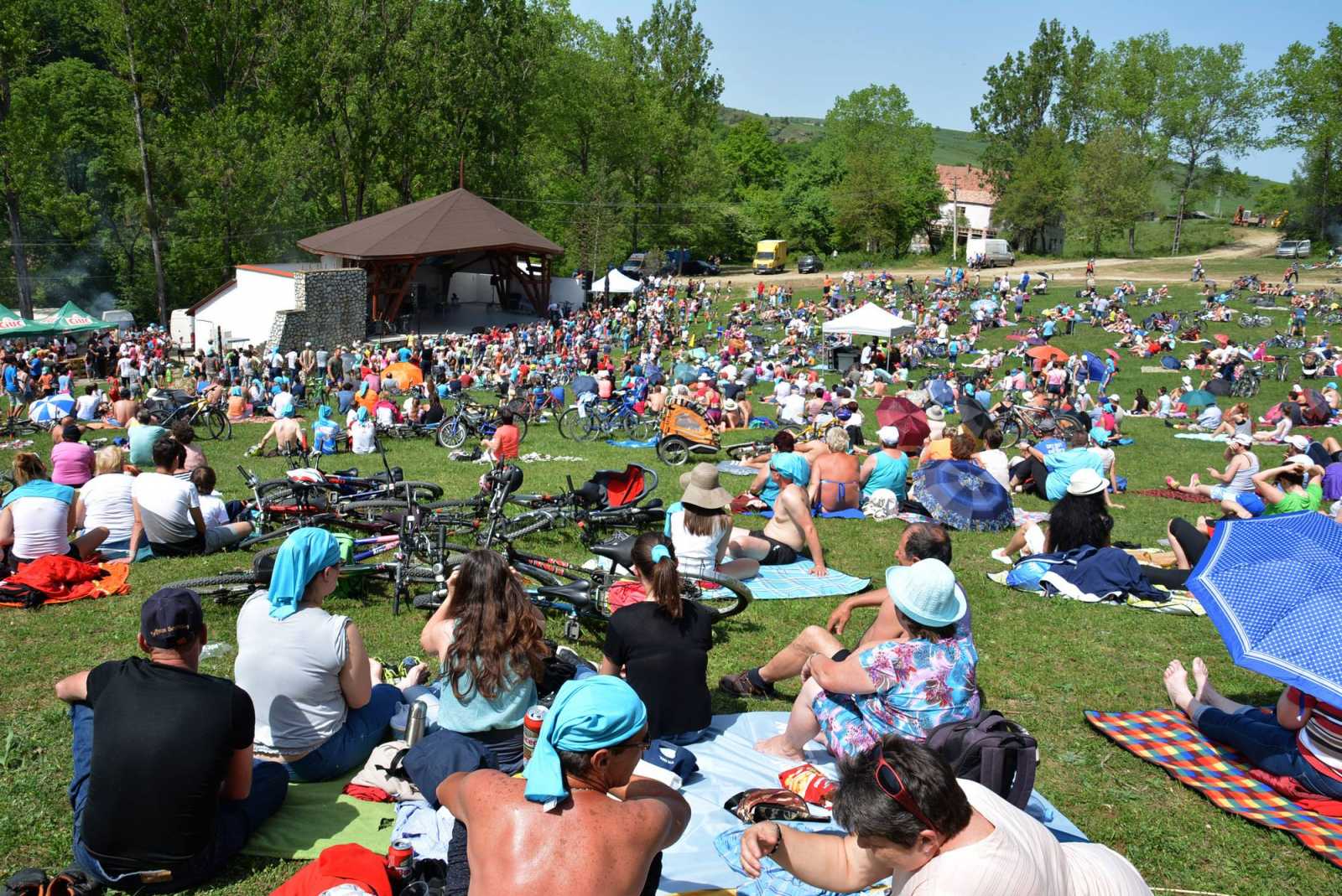 Mintegy 600 színpadi fellépővel készülnek az idei majálisra Székelyudvarhelyen
