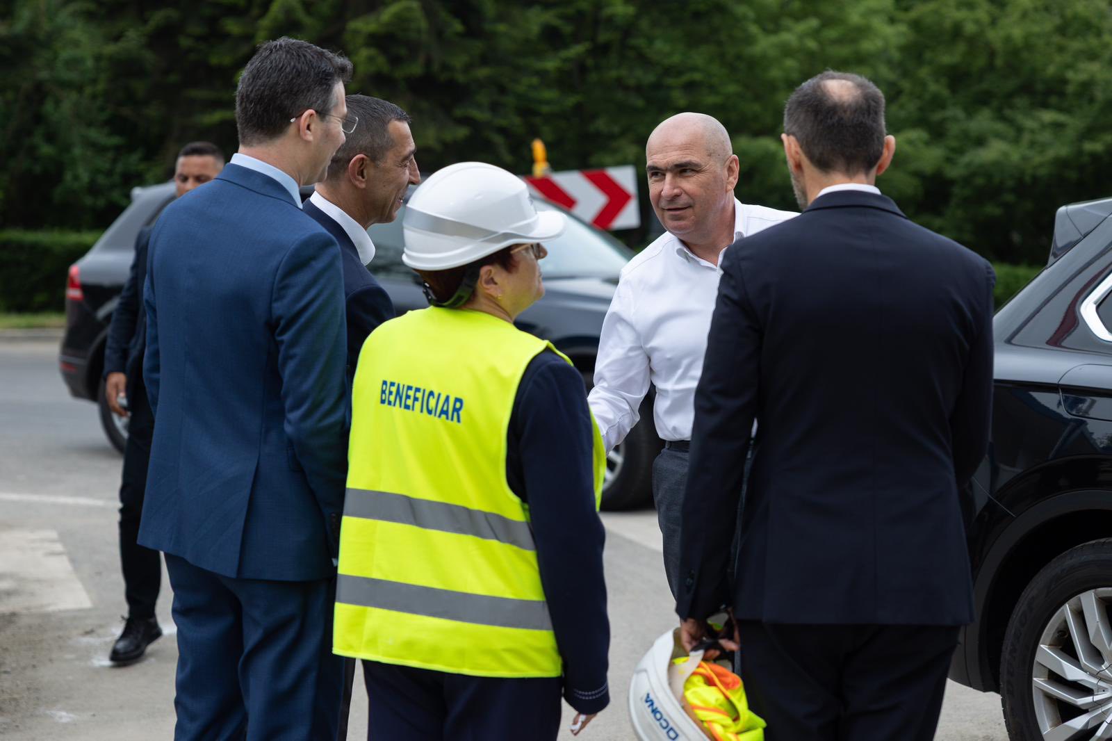 Bolojan garanciát ígért: zavartalan marad a finanszírozás Marosvásárhelyen