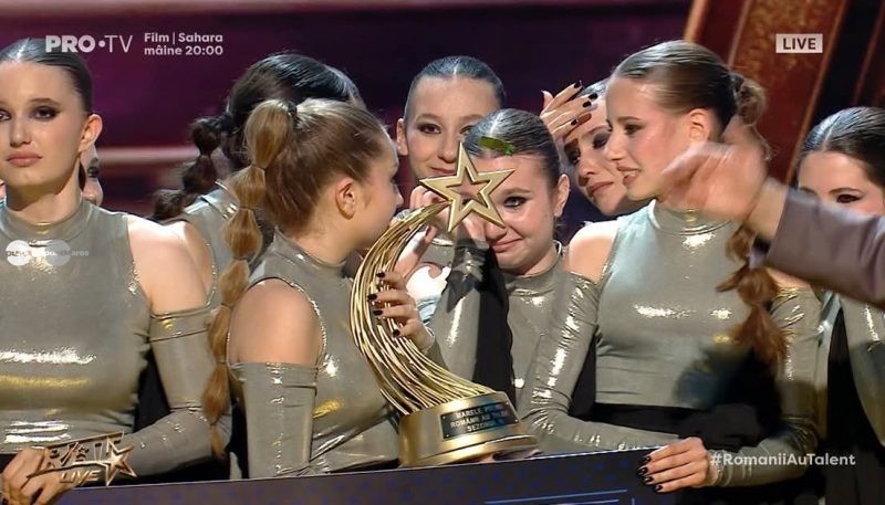 A szűk táncteremtől a győzelemig: marosvásárhelyi lányok nyerték a Românii au talent versenyét