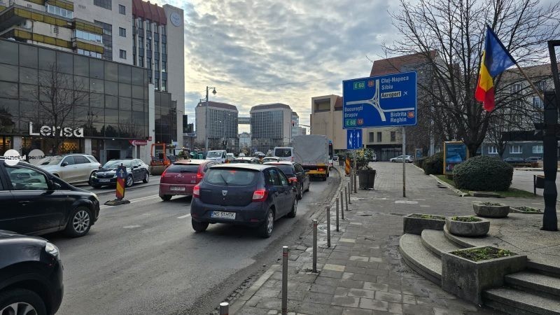 Forgalmi torlódások várhatók Marosvásárhelyen az évzáró ünnepségek idején