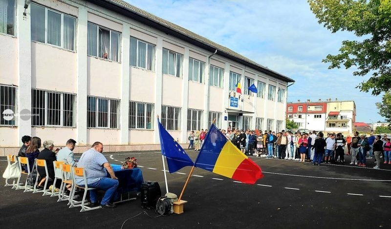 Menesztették az egyik marosvásárhelyi líceum igazgatóját