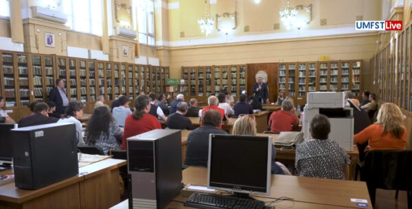 Az orvosi egyetem közel 2 millió lej értékben vásárol bútorokat az új Központi Könyvtár számára