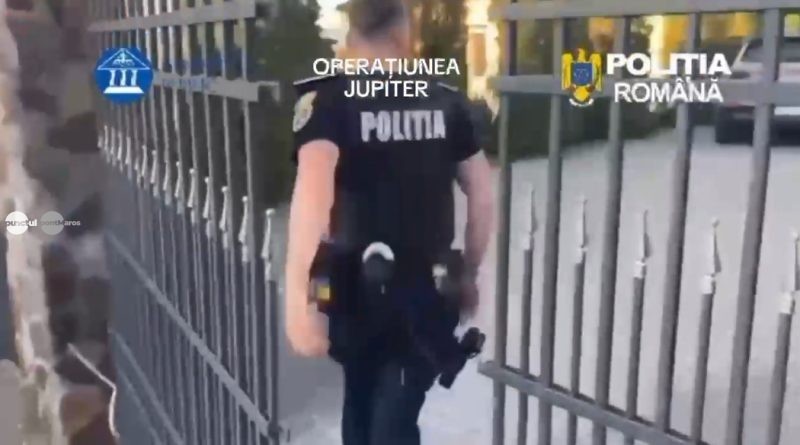 VIDEÓ – 113 házkutatás zajlik hangszergyártással kapcsolatos adócsalási ügyben Romániában