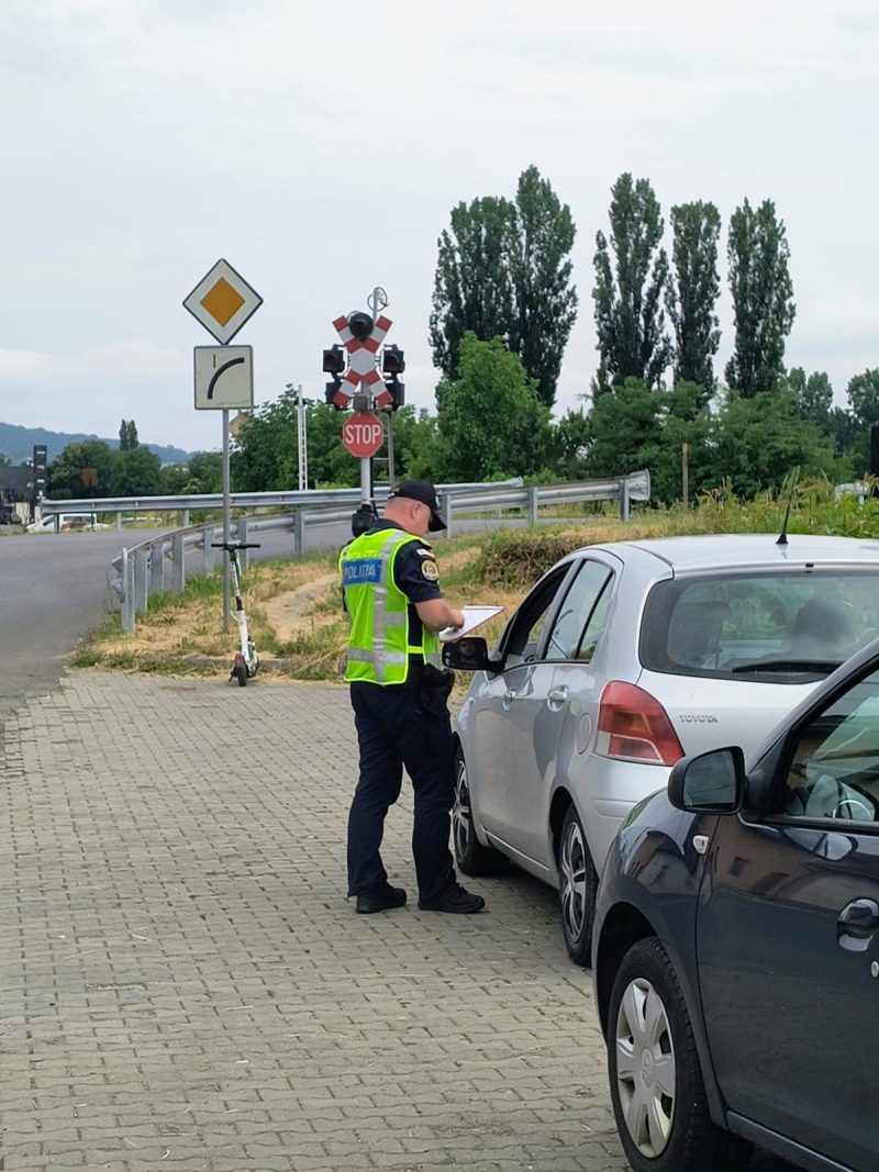 Rendőrségi razzia a vasútállomások és a vasúti átjárók környékén